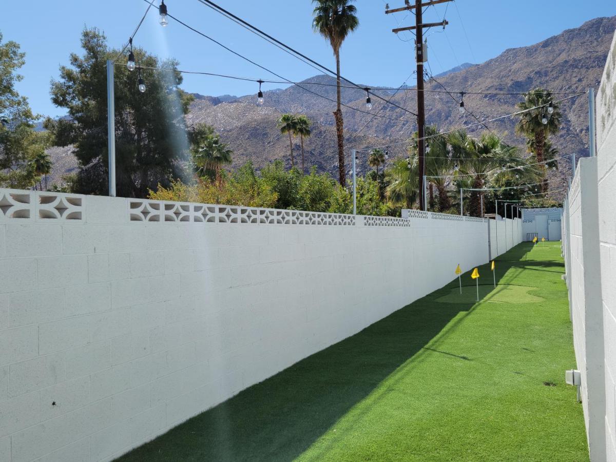 Bellevue Oasis - Adults Only Hotel Palm Springs Exterior photo